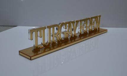 Masa üstü ayna isimlik